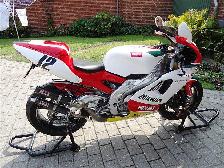 Aprilia RS 250 billede 4