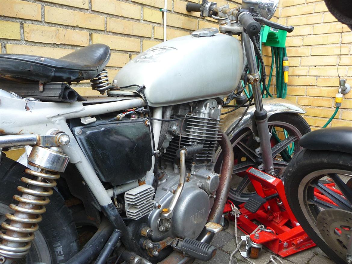 Yamaha SR 500 billede 2