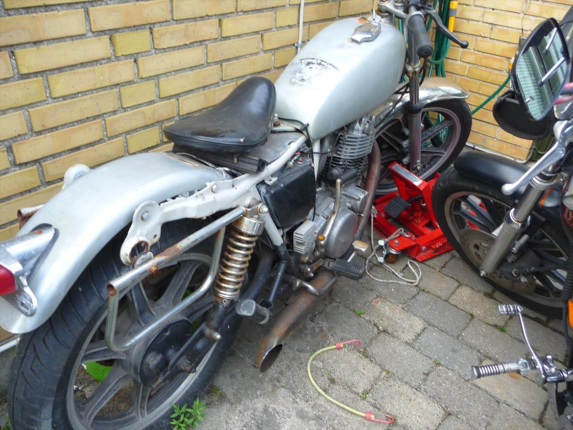 Yamaha SR 500 billede 5