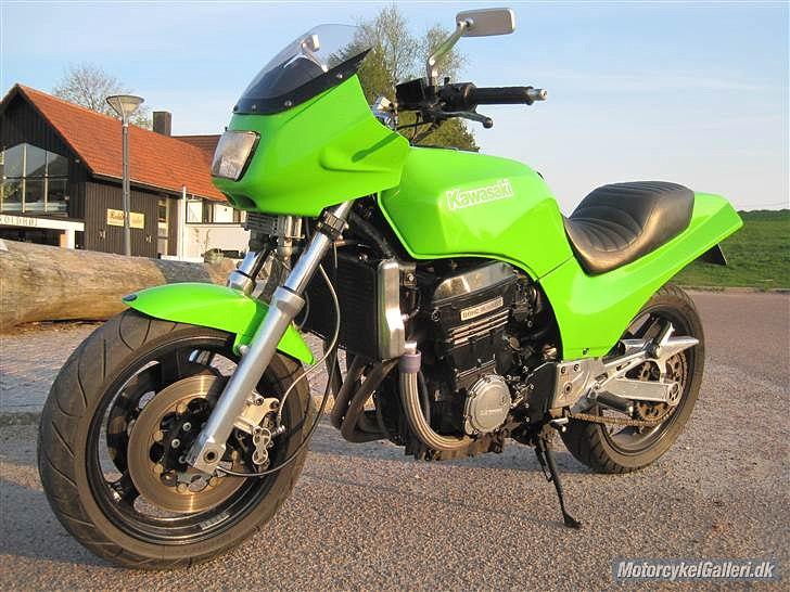 Kawasaki GPZ 900 R billede 1