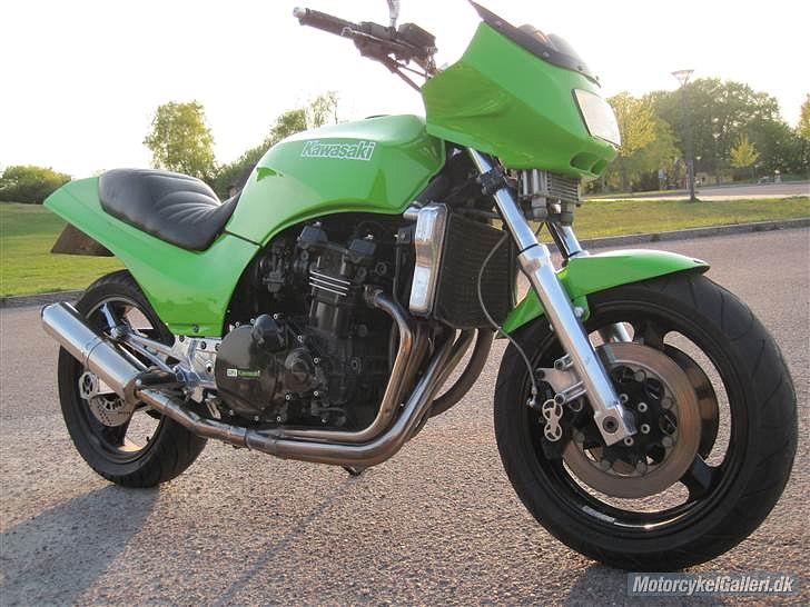 Kawasaki GPZ 900 R billede 2