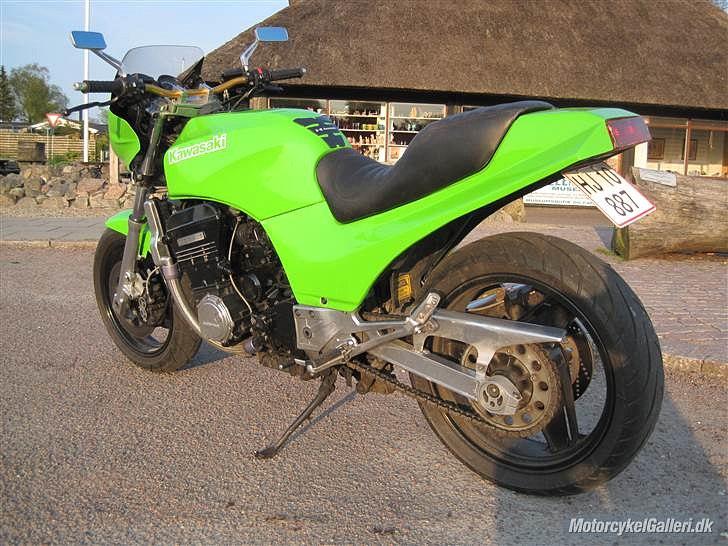 Kawasaki GPZ 900 R billede 3