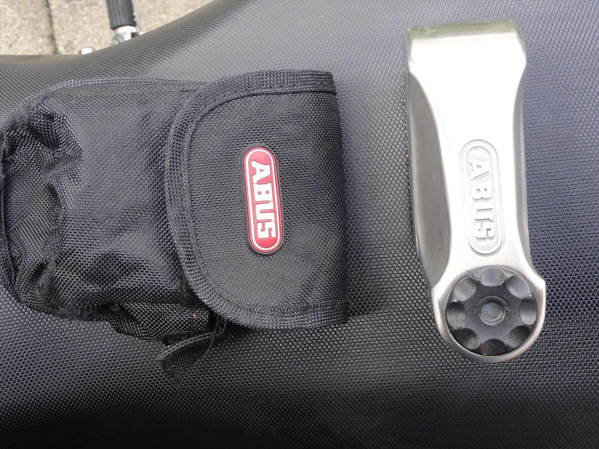 Suzuki SV 650S [SOLGT] - Abus Lås med alarm billede 20