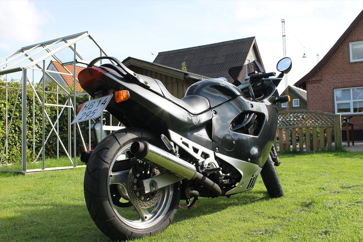 Suzuki GSX 600 F billede 4