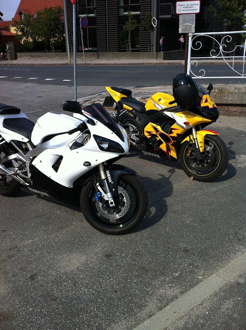 Yamaha R6 billede 7