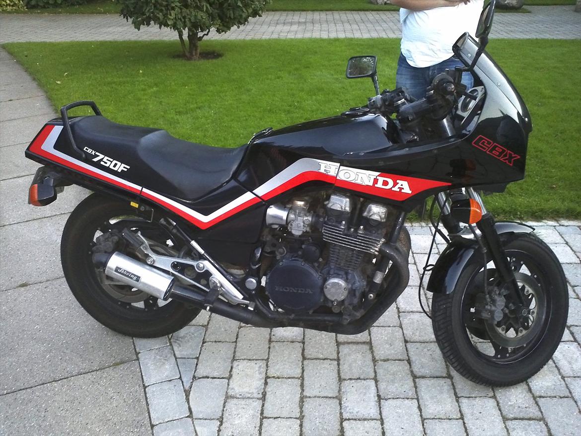 Характеристики honda cbx750f