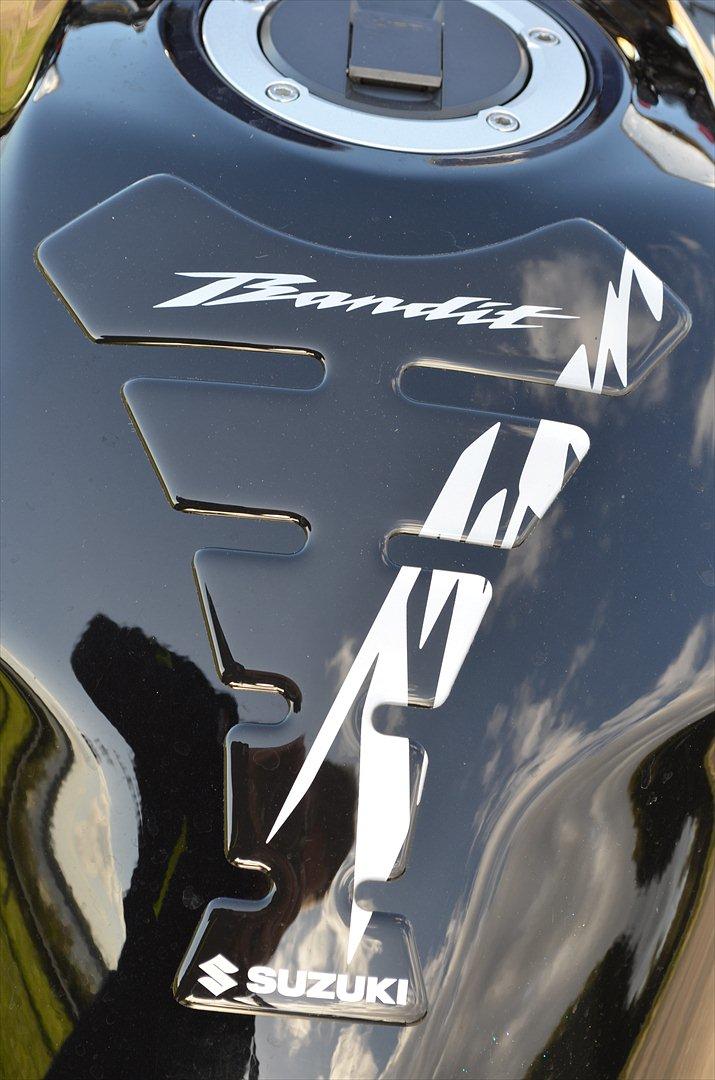 Suzuki GSF650SAK9 billede 2