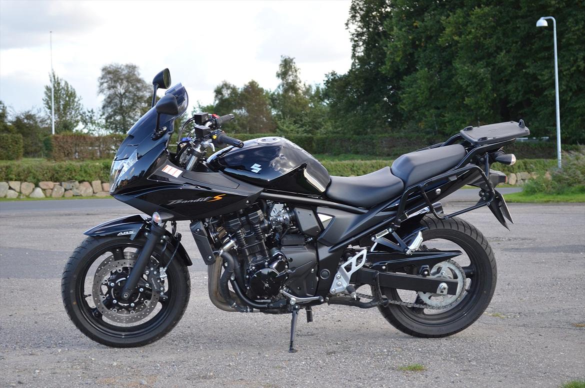Suzuki GSF650SAK9 billede 3