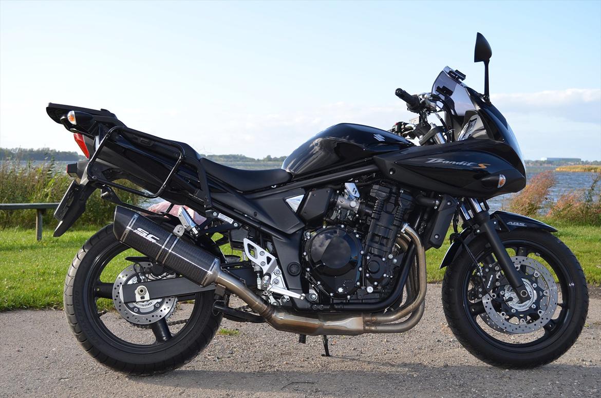 Suzuki GSF650SAK9 billede 1