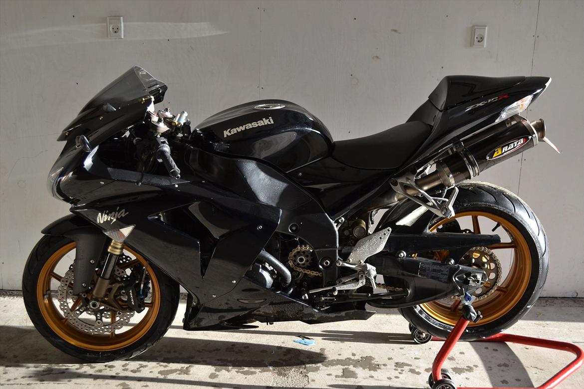 Kawasaki ZX10R billede 1
