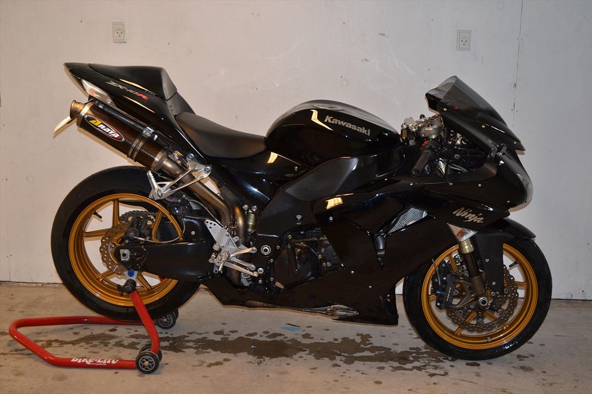 Kawasaki ZX10R billede 6