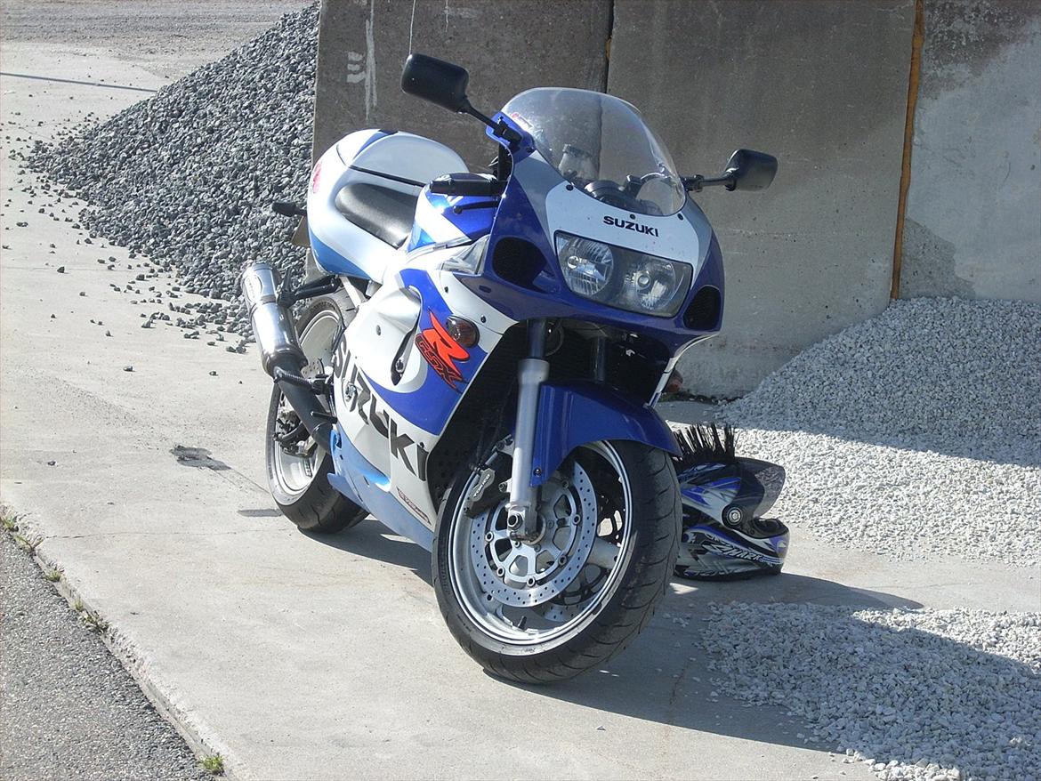 Suzuki GSX-R 600 SRAD billede 3