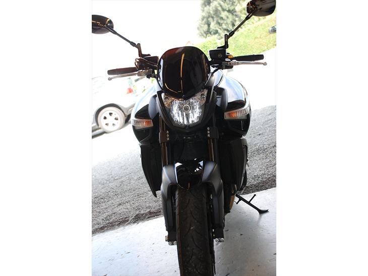 Suzuki B-KING billede 1