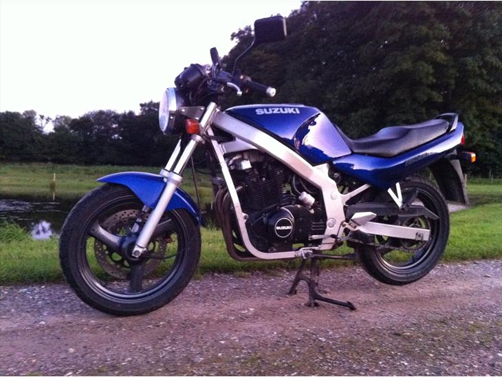 {{currentPhoto.altText}} billede {{currentPhoto.number}}