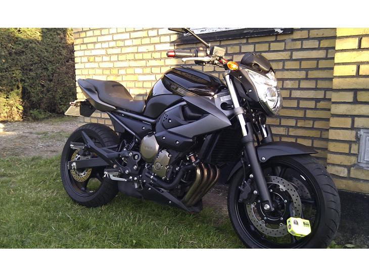 {{currentPhoto.altText}} billede {{currentPhoto.number}}