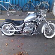 Suzuki INTRUDER