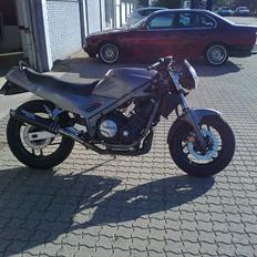Yamaha Fz 750 Genesis "Projekt" Solgt