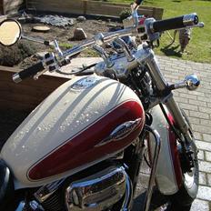 Suzuki VZ800 Marauder