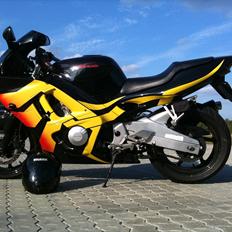 Honda cbr 600