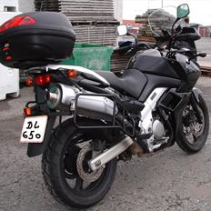 Suzuki V-strom dl650 K4 (SOLGT på kun 3 dage ;-))