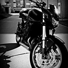 Kawasaki Z1000