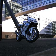 Suzuki GSXR 600 K8  --> Solgt