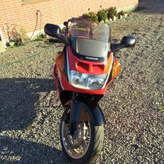 Honda CBR 1000 F Super Sport SC24