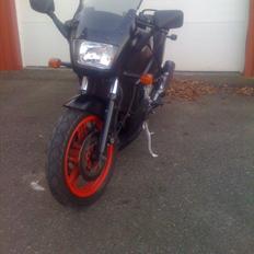 Kawasaki GPZ 500 S (før)