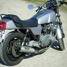Suzuki GSx 750