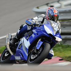 Yamaha R6