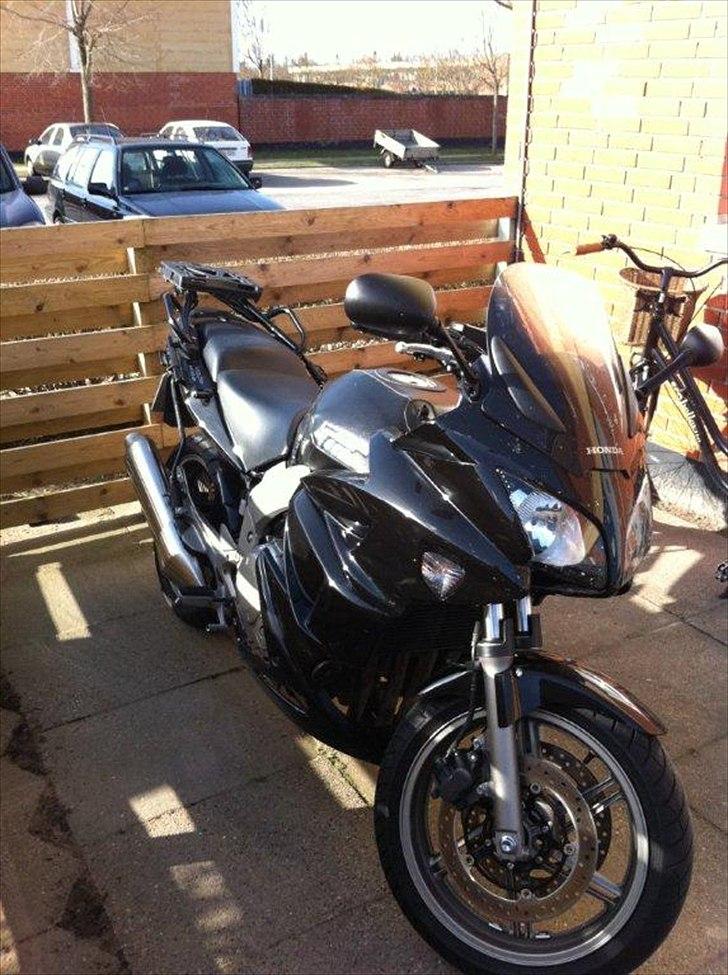 Honda CBF 1000 billede 1