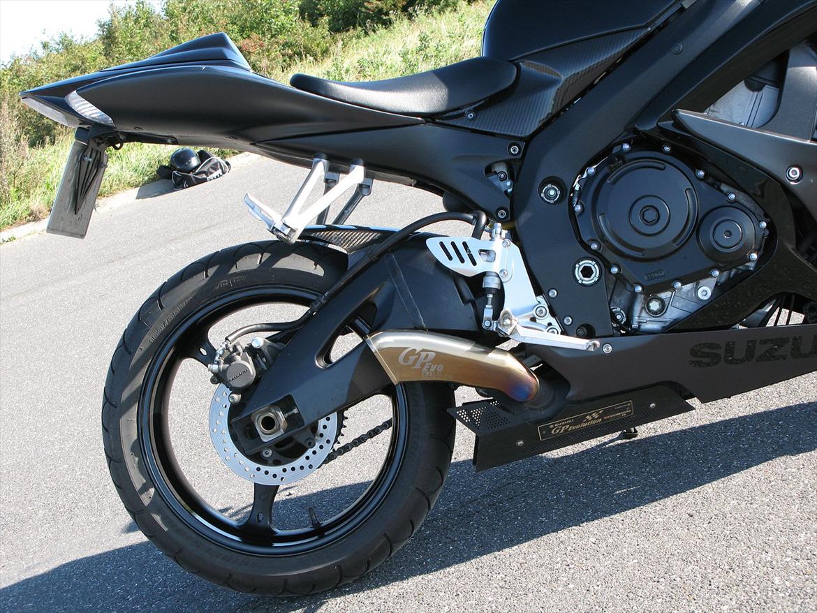 Suzuki GSXR 600 K7 - SOLGT billede 6