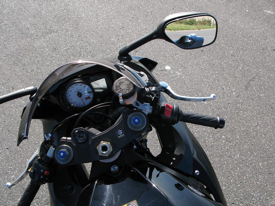 Suzuki GSXR 600 K7 - SOLGT billede 10