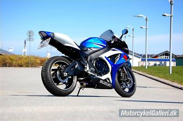 Suzuki GSXR 750  billede 3