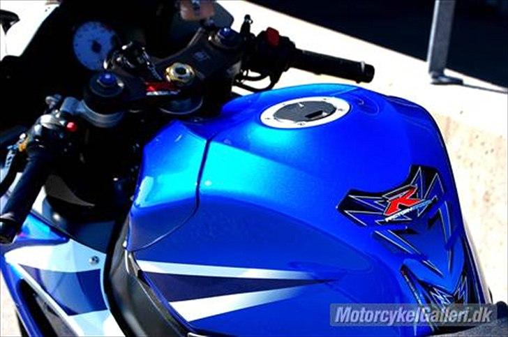 Suzuki GSXR 750  billede 6