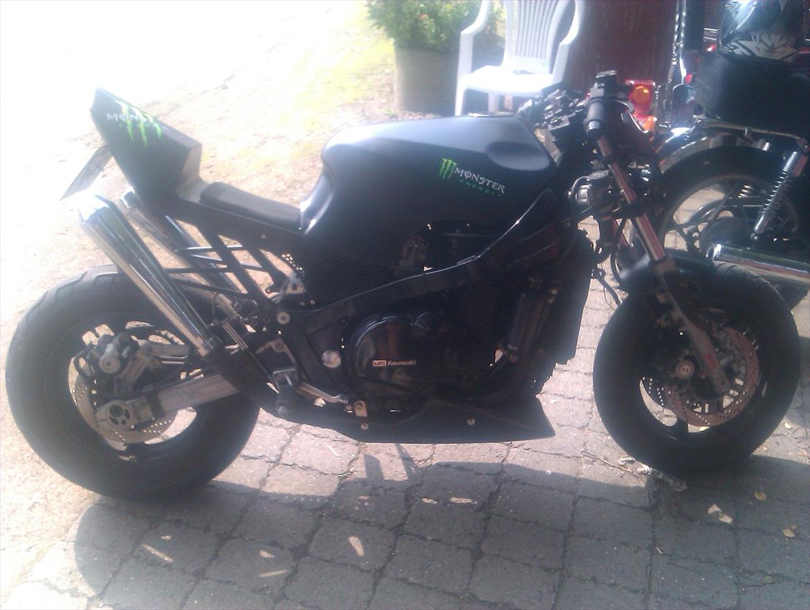 Kawasaki GPZ 1000 Figther billede 2