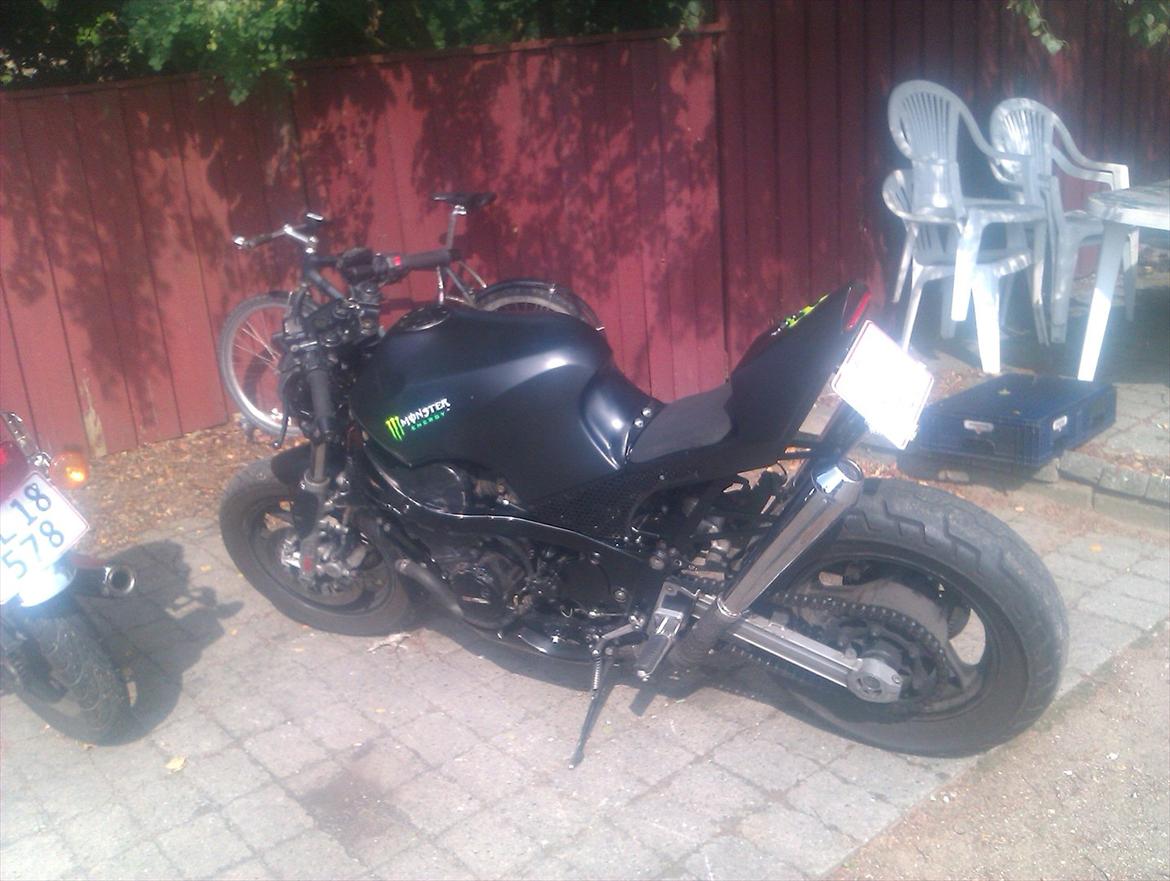 Kawasaki GPZ 1000 Figther billede 3