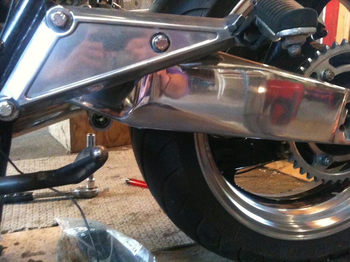 Kawasaki z750R - Efter ca. 90timers pulering skinder det meste af cyklen!! billede 7