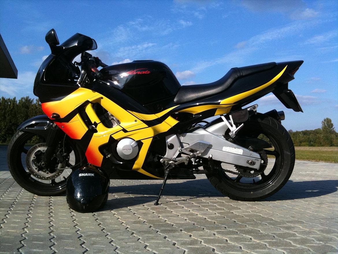 Honda cbr 600 billede 2