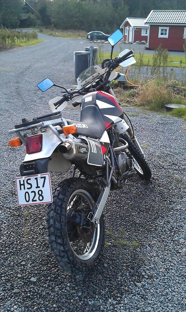 Suzuki DR 650 R billede 3