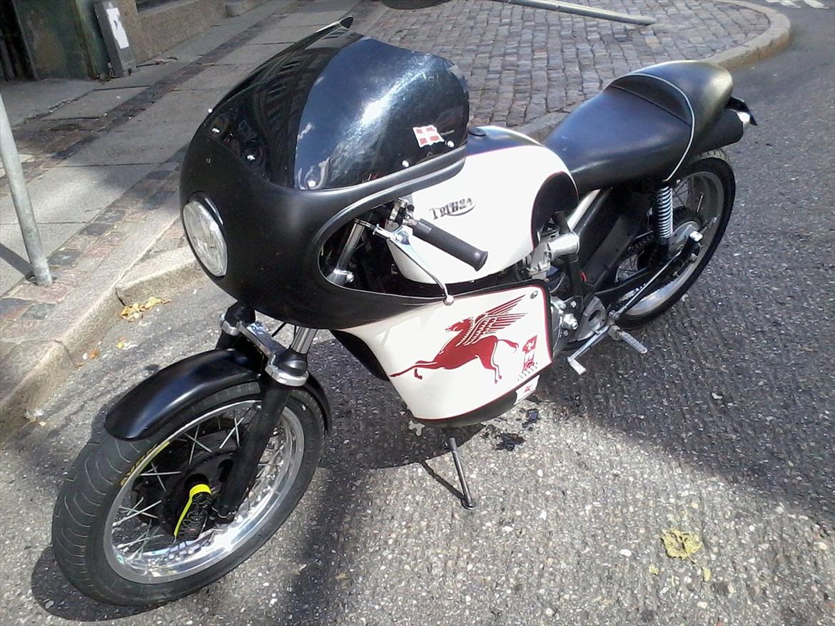 Yamaha DT 175 D - Lige et billede af en lidt sjov gammel MC jeg så en dag, indtil en ven får sendt de sidste billeder.. :)  billede 5