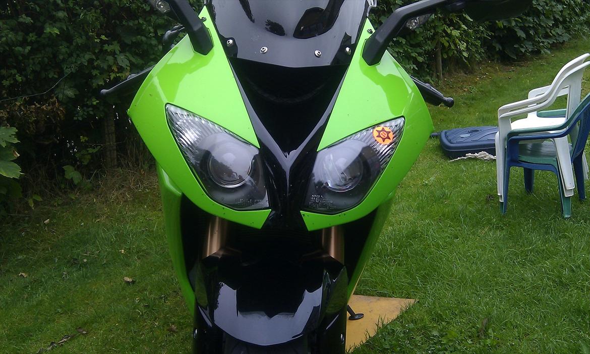 Kawasaki ZX10R - Hjem billede 8