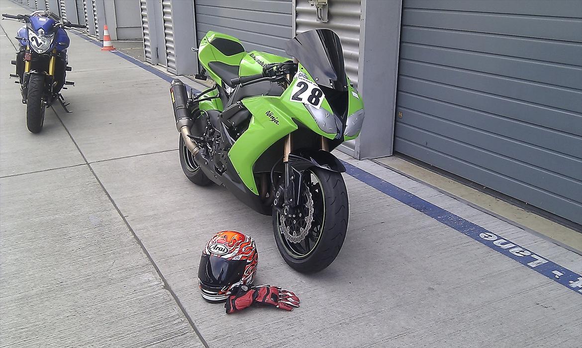 Kawasaki ZX10R - Lausitzring billede 17