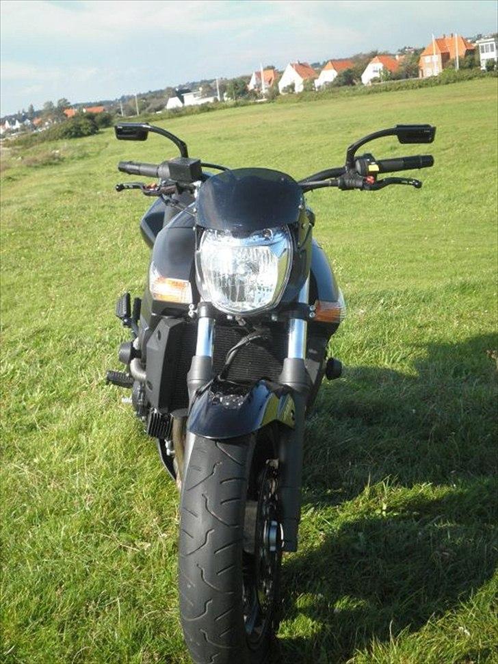 Suzuki Gsr 600 (solgt) billede 9