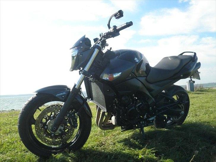 Suzuki Gsr 600 (solgt) billede 7