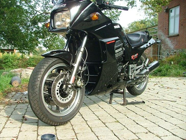 Kawasaki Gpz900R Ninja  billede 1