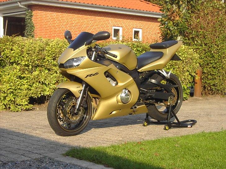 Yamaha YZF R6 billede 1