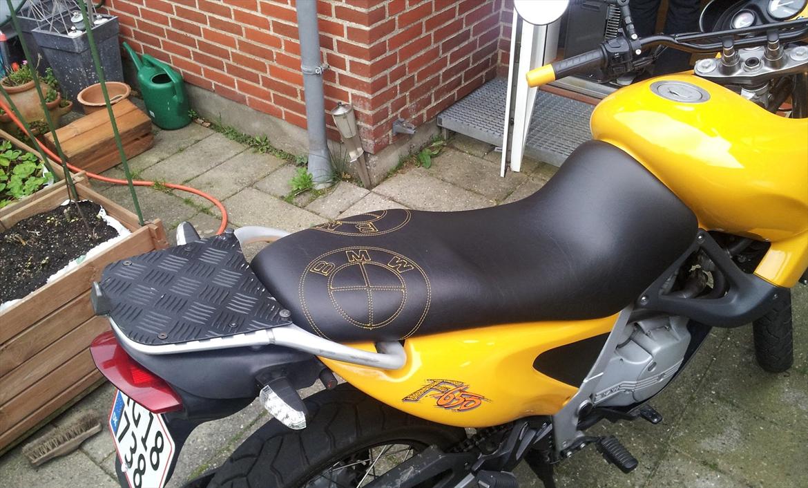 BMW F 650 - Så fik fruen lige lavet et nyt sæde ;-) billede 7