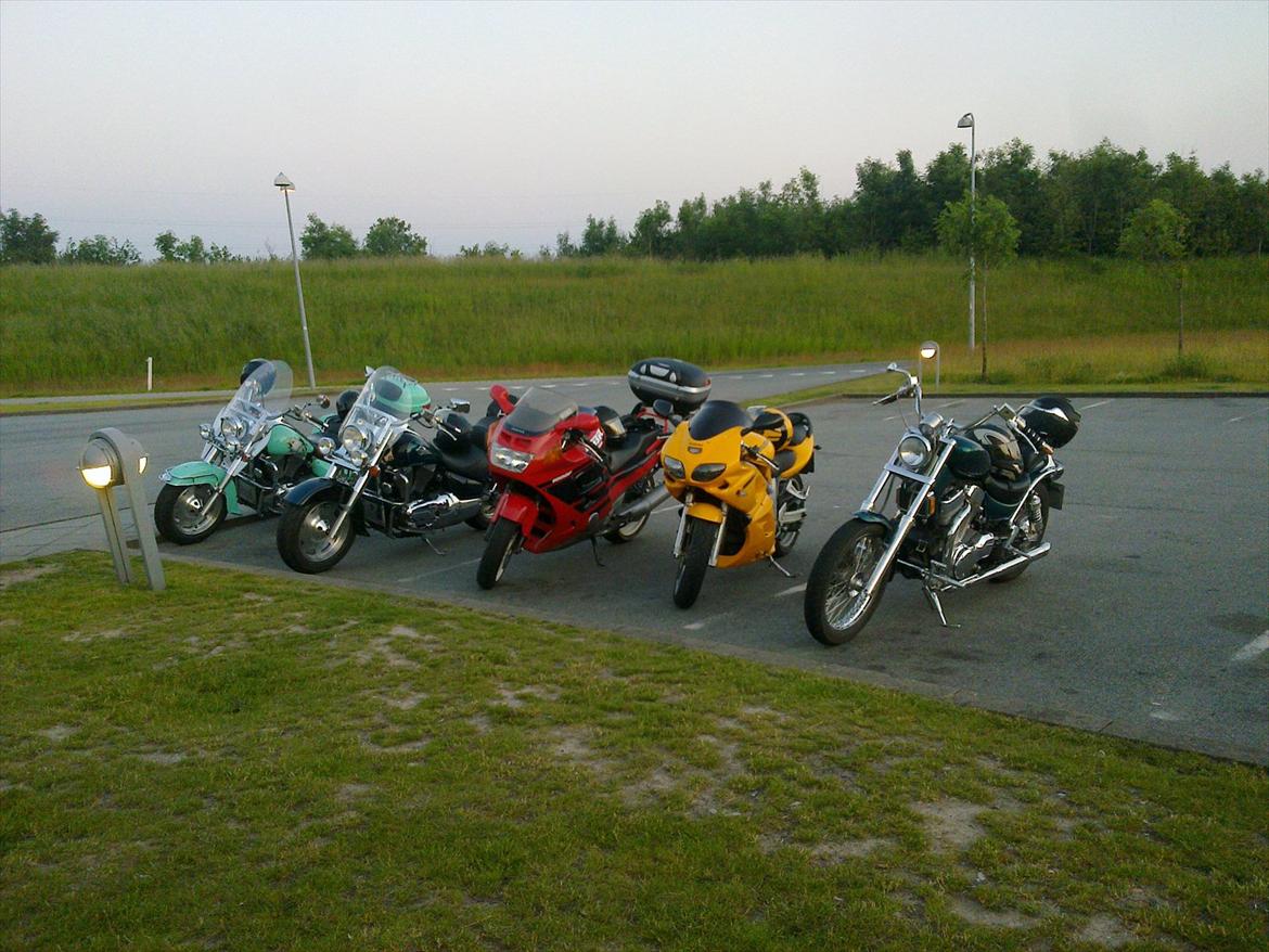 Honda cbr 1000 f sc24 - en lille tur med gode klubkammerater til hein-gericke billede 5