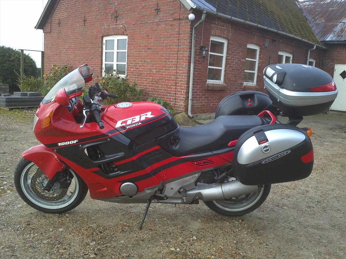 Honda cbr 1000 f sc24 - lige hjemkommet efter en skøn tysklandstur til rügen  billede 7